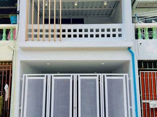 Reihenhaus zum Kauf mit 2 Zimmer in Mueang Chon Buri, Chonburi