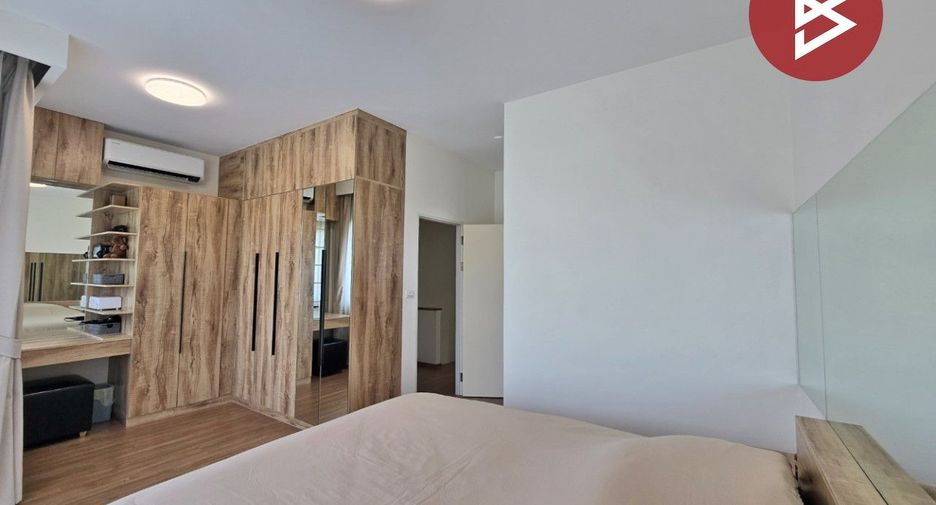 For sale 3 bedrooms townhouse in Sai Mai, Bangkok