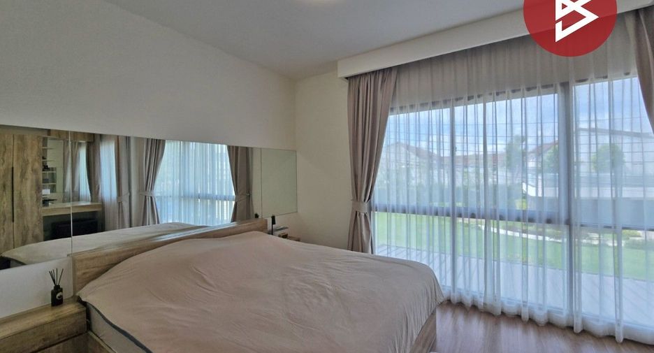 For sale 3 bedrooms townhouse in Sai Mai, Bangkok