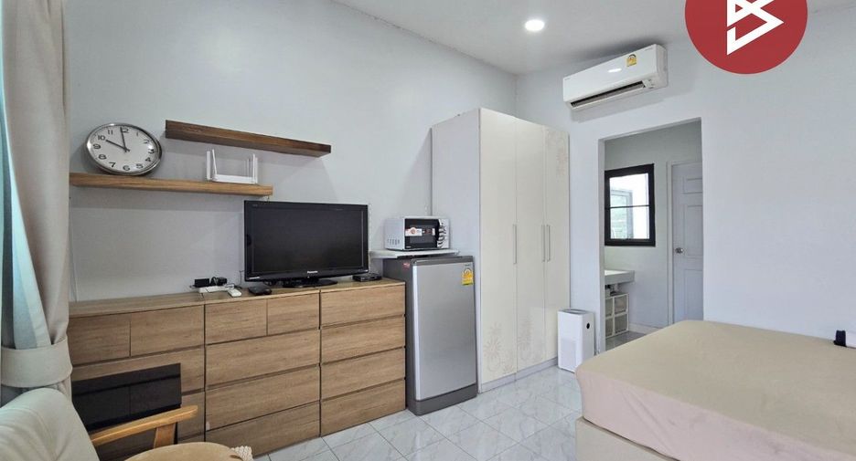 For sale 3 bedrooms townhouse in Sai Mai, Bangkok