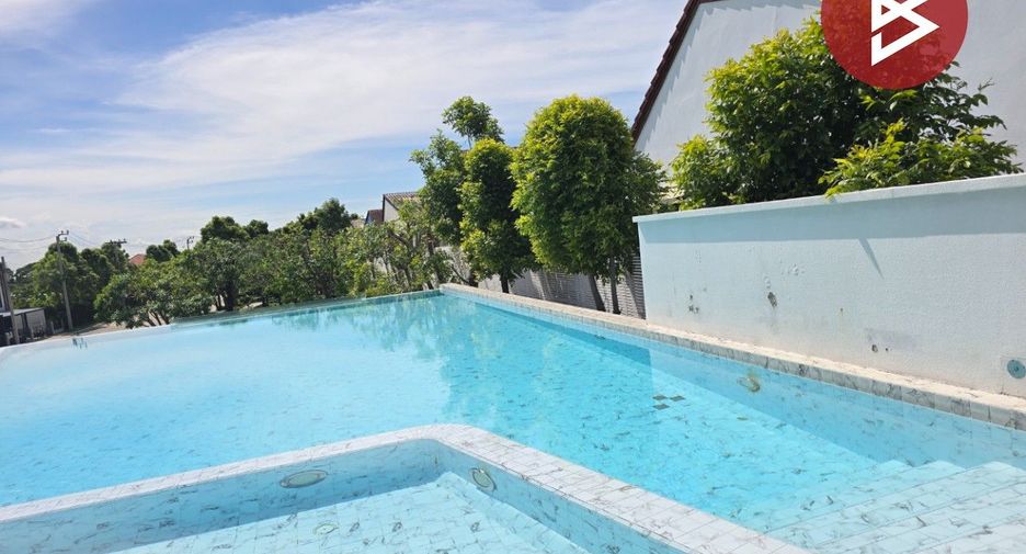 For sale 3 bedrooms townhouse in Sai Mai, Bangkok