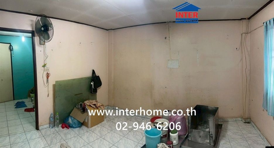 Casa adosada en venta de 3 habitaciones en Mueang Pathum Thani, Pathum Thani