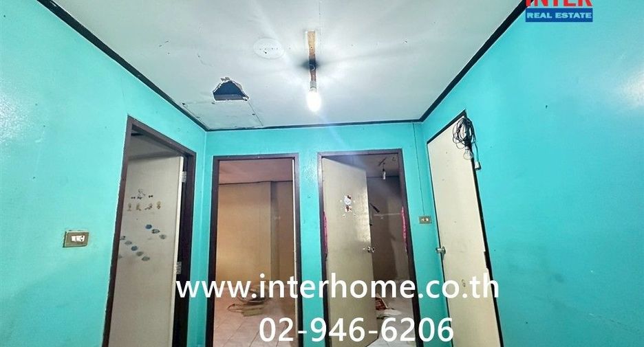 Casa adosada en venta de 3 habitaciones en Mueang Pathum Thani, Pathum Thani