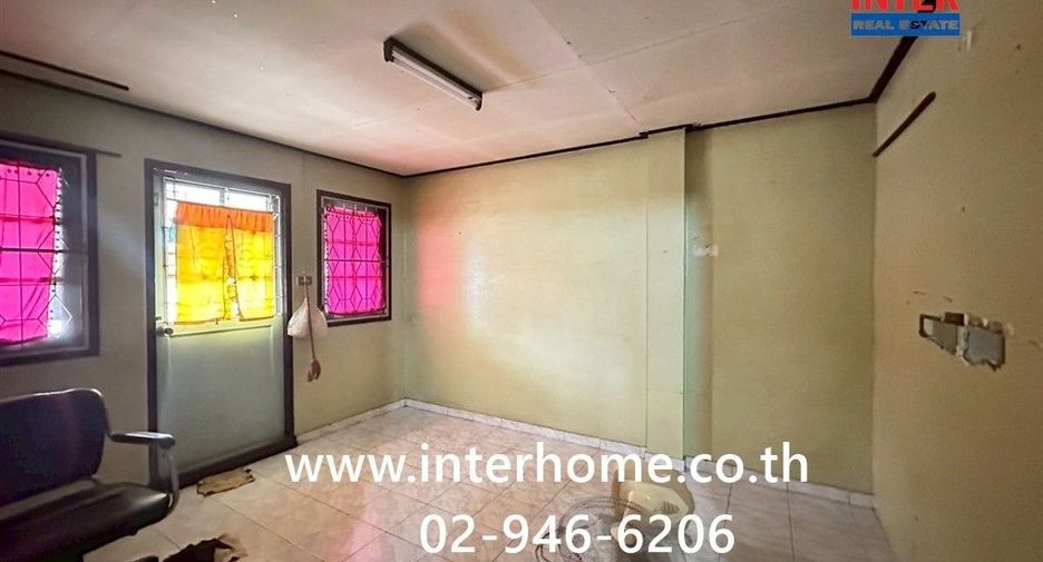 Casa adosada en venta de 3 habitaciones en Mueang Pathum Thani, Pathum Thani