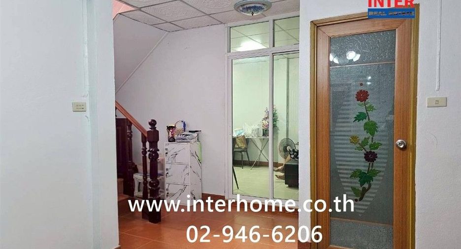 Casa en venta de 4 habitaciones en Thanyaburi, Pathum Thani