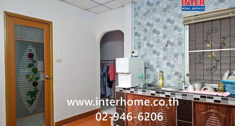 Casa en venta de 4 habitaciones en Thanyaburi, Pathum Thani