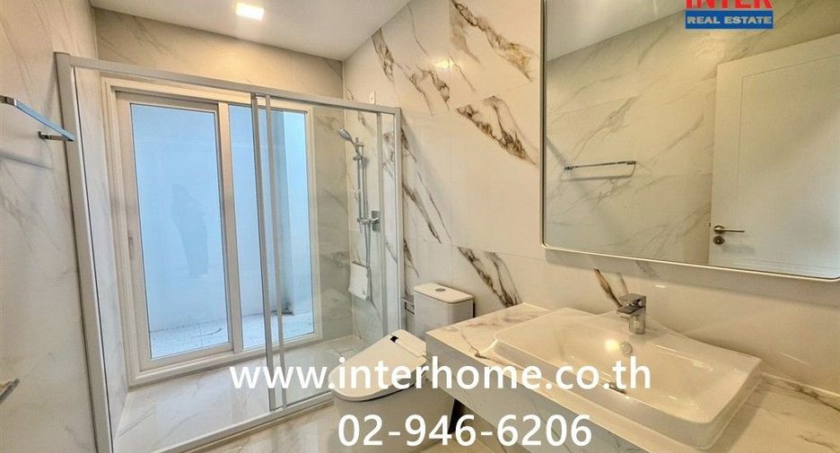 Casa en venta de 4 habitaciones en Nong Khaem, Bangkok