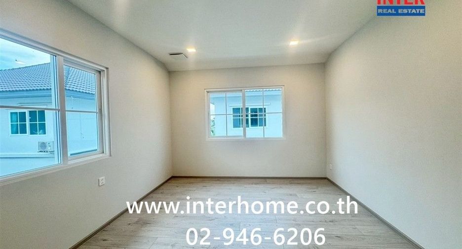 Casa en venta de 4 habitaciones en Nong Khaem, Bangkok