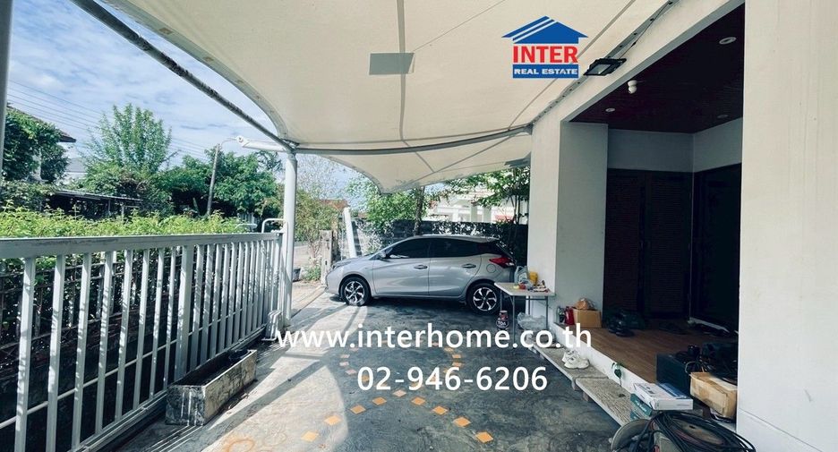 For sale 5 bedrooms house in Khlong Sam Wa, Bangkok