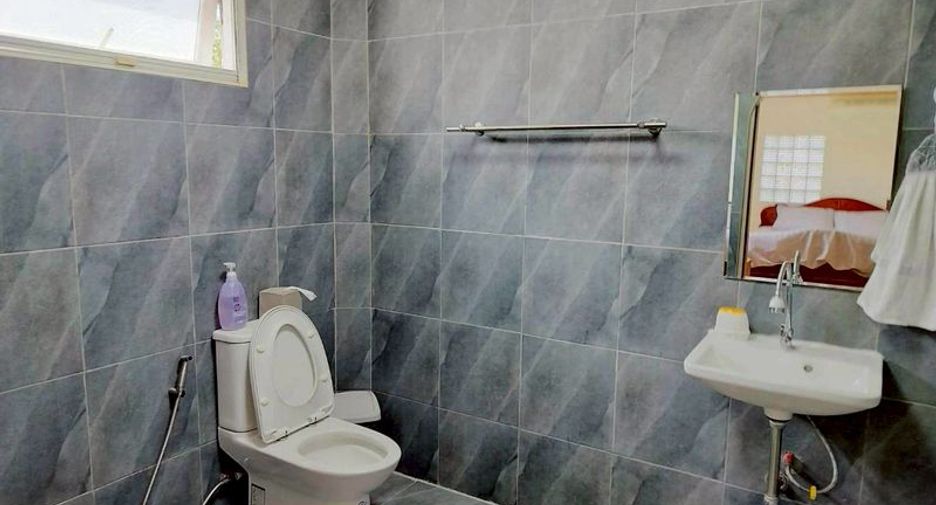 For rent and for sale 5 bedrooms villa in Bang Lamung, Chonburi