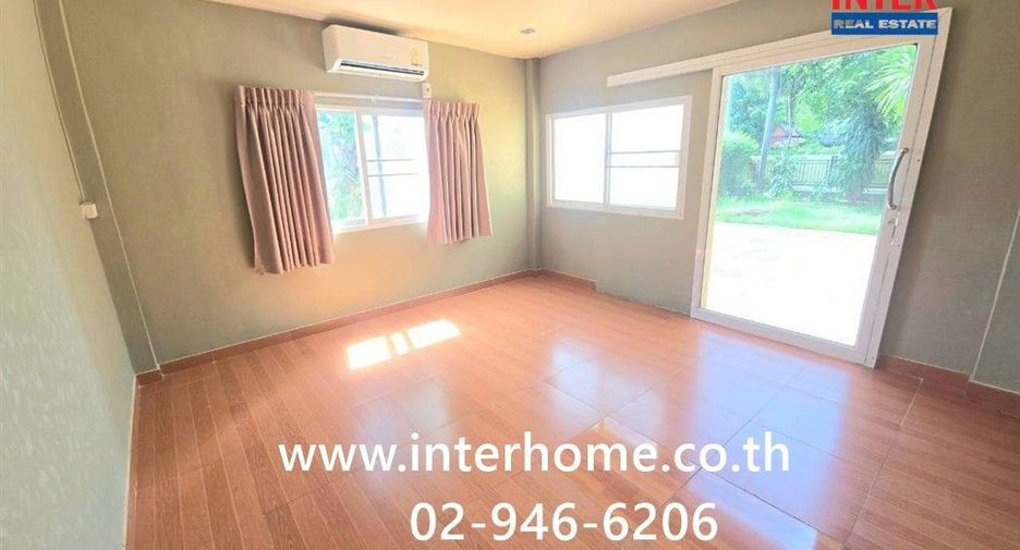 For sale 5 bedrooms house in Lam Luk Ka, Pathum Thani