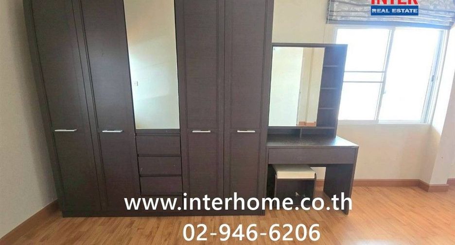 For sale 5 bedrooms house in Lam Luk Ka, Pathum Thani