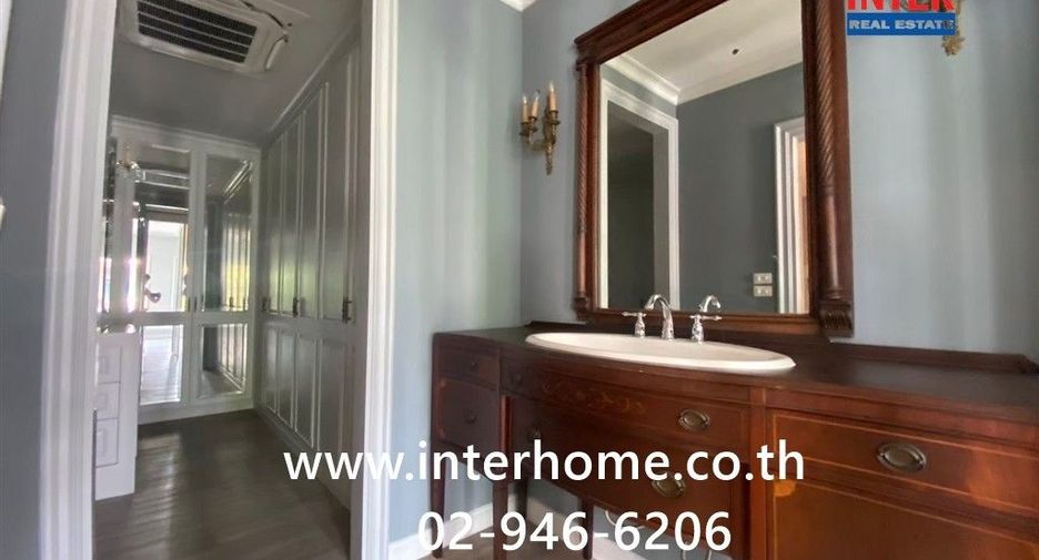 À vendre 2 chambres maison à Khan Na Yao, Bangkok