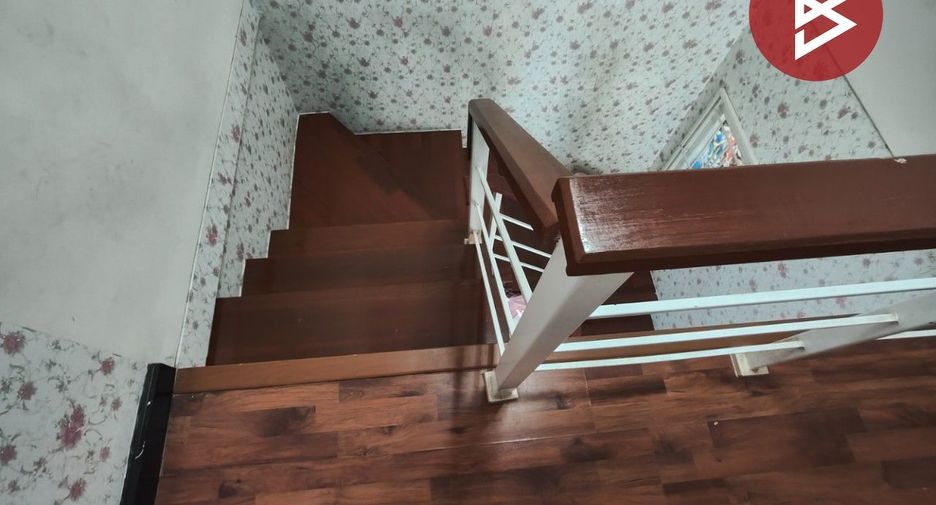 À vendre 3 chambres maison de ville à Bang Phli, Samut Prakan