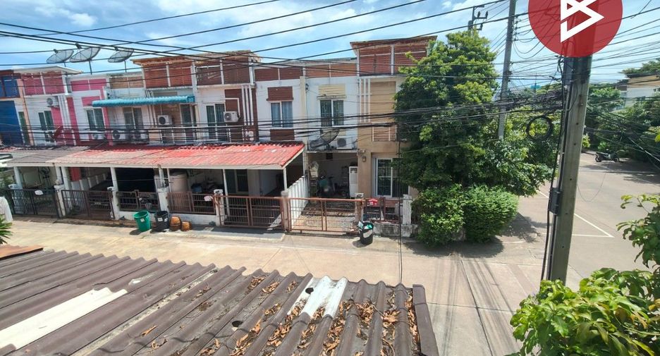 À vendre 3 chambres maison de ville à Bang Phli, Samut Prakan