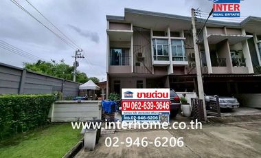 For sale 3 bedrooms townhouse in Mueang Pathum Thani, Pathum Thani