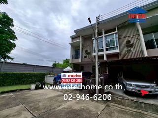 For sale 3 bedrooms townhouse in Mueang Pathum Thani, Pathum Thani