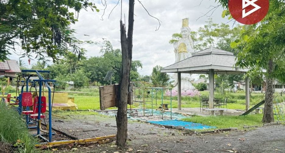 À vendre terrain à San Kamphaeng, Chiang Mai