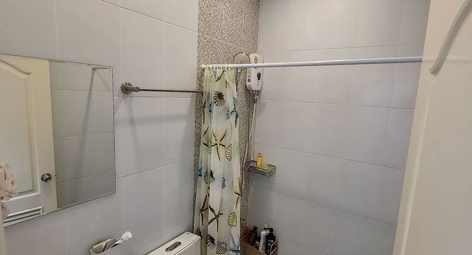 For sale 2 ベッドルーム townhouse in Mueang Nonthaburi, Nonthaburi