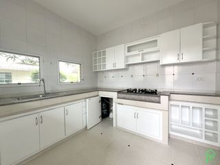 Haus zur Miete mit 3 Zimmer in Mueang Chiang Mai, Chiang Mai