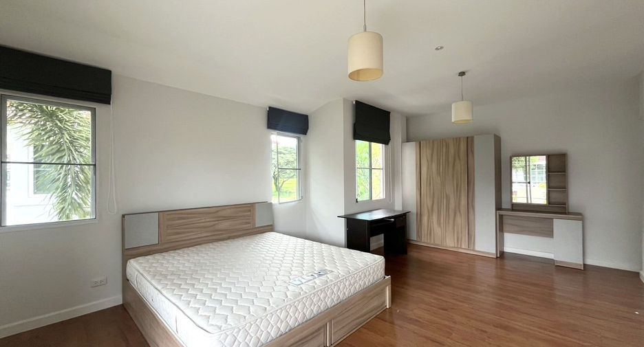 For rent 3 bedrooms house in Mueang Chiang Mai, Chiang Mai