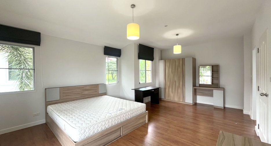 For rent 3 bedrooms house in Mueang Chiang Mai, Chiang Mai