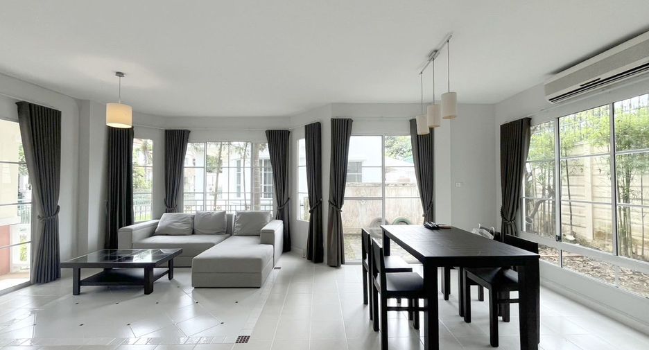 For rent 3 bedrooms house in Mueang Chiang Mai, Chiang Mai