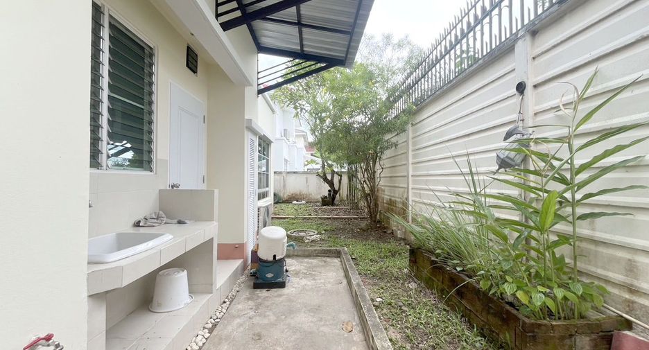 For rent 3 bedrooms house in Mueang Chiang Mai, Chiang Mai