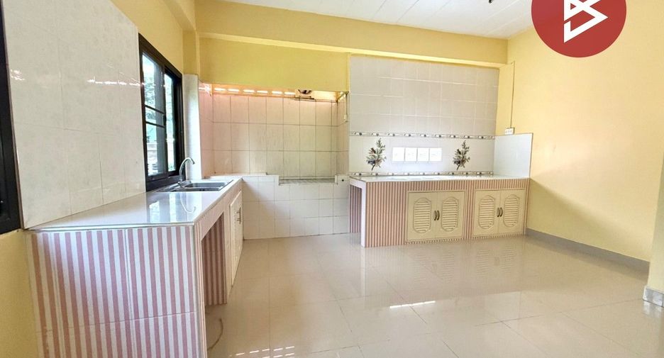 出售 5 卧室 独立屋 在 Mueang Lop Buri, Lop Buri