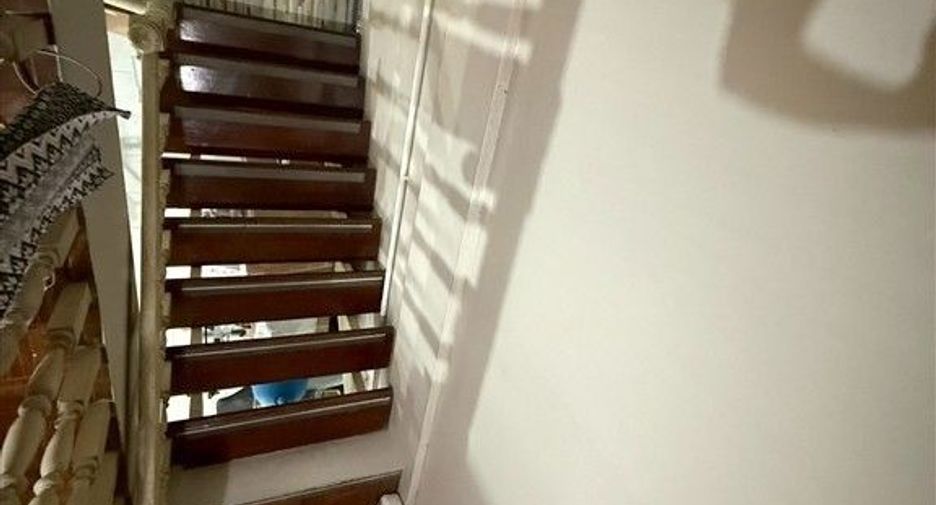 Reihenhaus zum Kauf mit 2 Zimmer in Bang Na, Bangkok