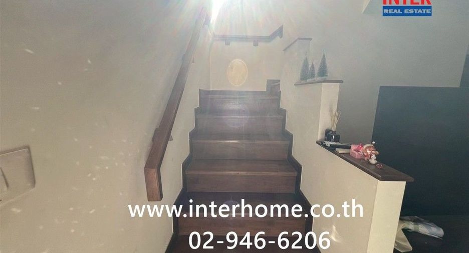Casa en venta de 4 habitaciones en Bang Khun Thian, Bangkok