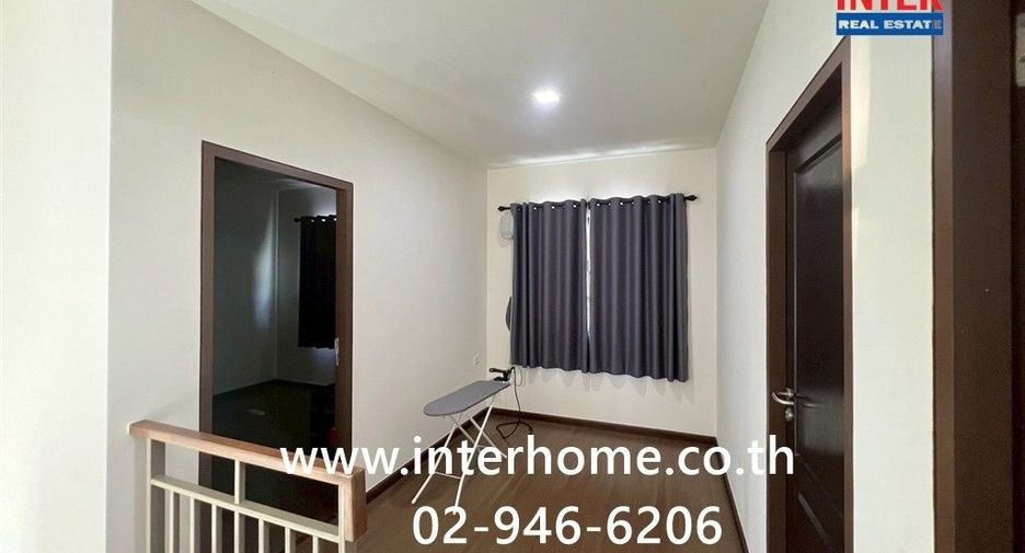 Casa en venta de 4 habitaciones en Bang Khun Thian, Bangkok