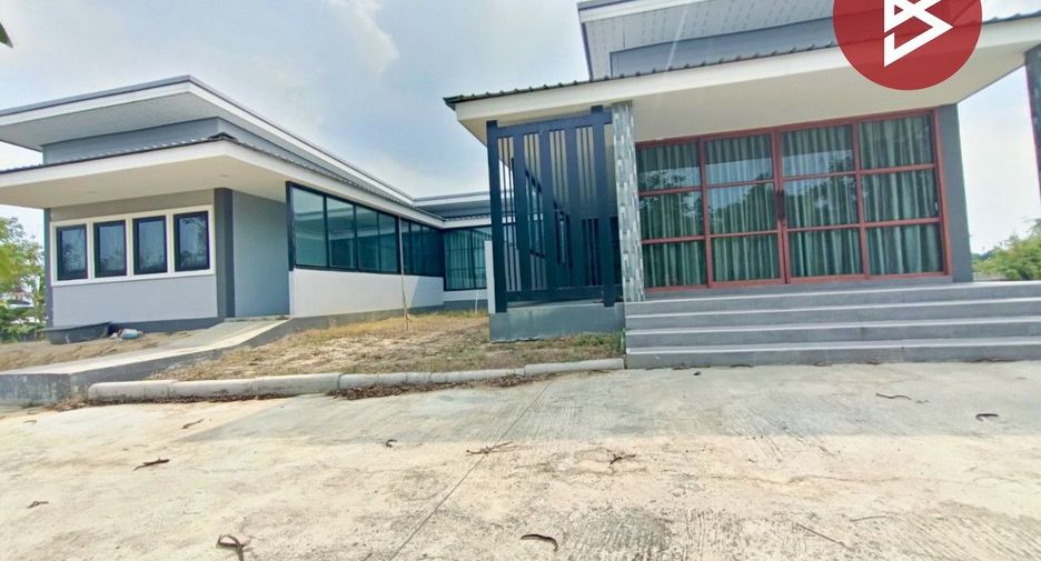 Terreno en venta en Don Tum, Nakhon Pathom