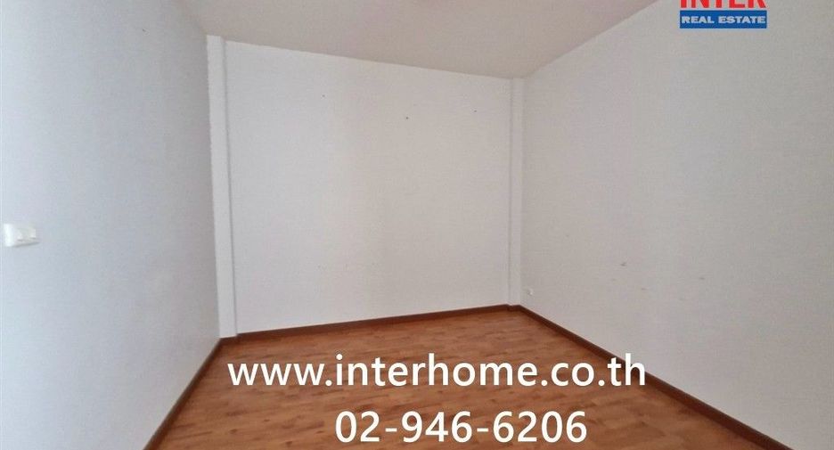For sale 3 bedrooms townhouse in Mueang Nonthaburi, Nonthaburi