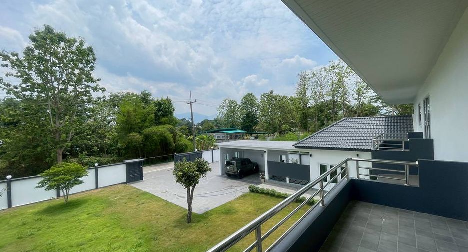 Haus zur Miete und zum Kauf mit 4 Zimmer in San Sai, Chiang Mai