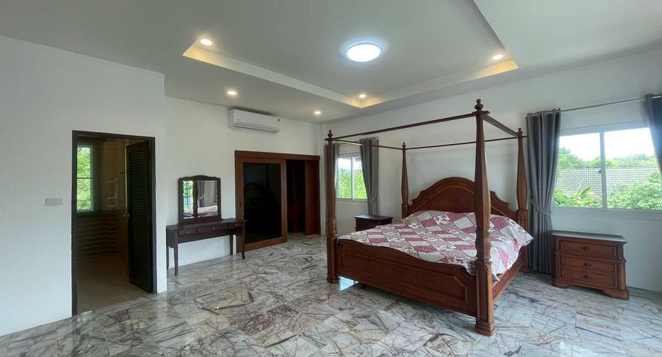Haus zur Miete und zum Kauf mit 4 Zimmer in San Sai, Chiang Mai