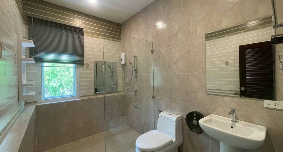 Haus zur Miete und zum Kauf mit 4 Zimmer in San Sai, Chiang Mai