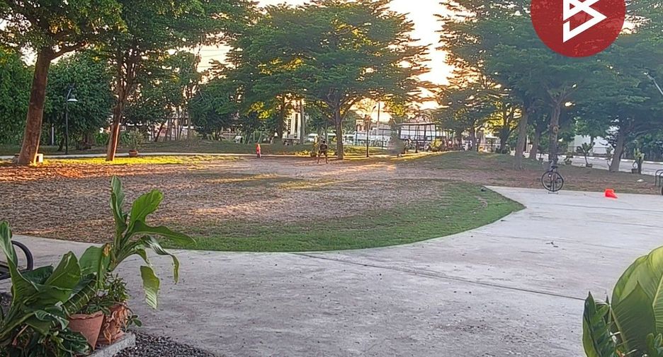 For sale 3 bedrooms townhouse in Bang Bo, Samut Prakan