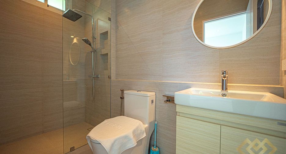 For sale 4 bedrooms house in Huay Yai, Pattaya