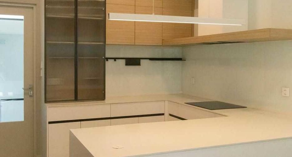 For rent 4 bedrooms house in Bang Phli, Samut Prakan