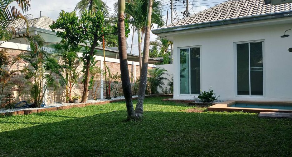 For sale 3 bedrooms villa in Huay Yai, Pattaya