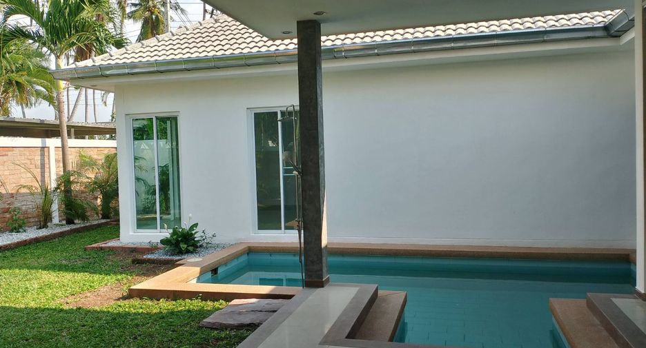 For sale 3 bedrooms villa in Huay Yai, Pattaya