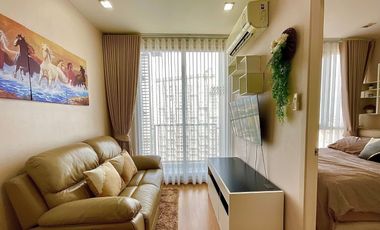 À louer 1 chambre condo à Phra Khanong, Bangkok