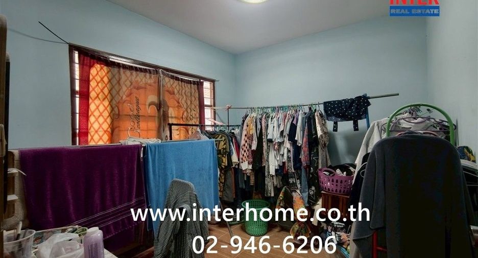 Casa adosada en venta de 3 habitaciones en Khlong Luang, Pathum Thani