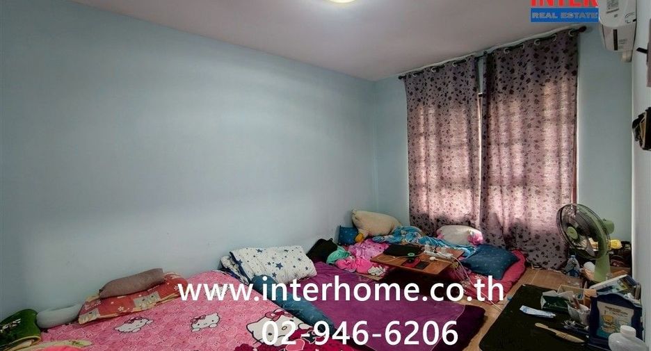 Casa adosada en venta de 3 habitaciones en Khlong Luang, Pathum Thani