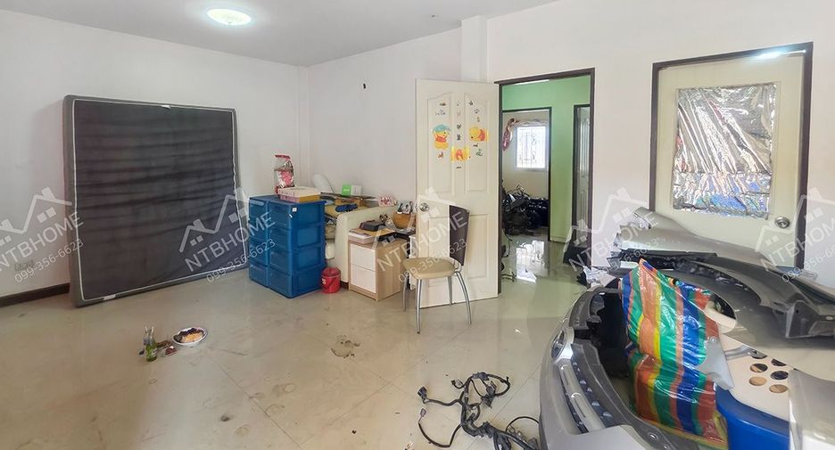 Casa adosada en venta de 3 habitaciones en Mueang Nonthaburi, Nonthaburi