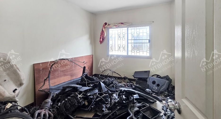 Casa adosada en venta de 3 habitaciones en Mueang Nonthaburi, Nonthaburi