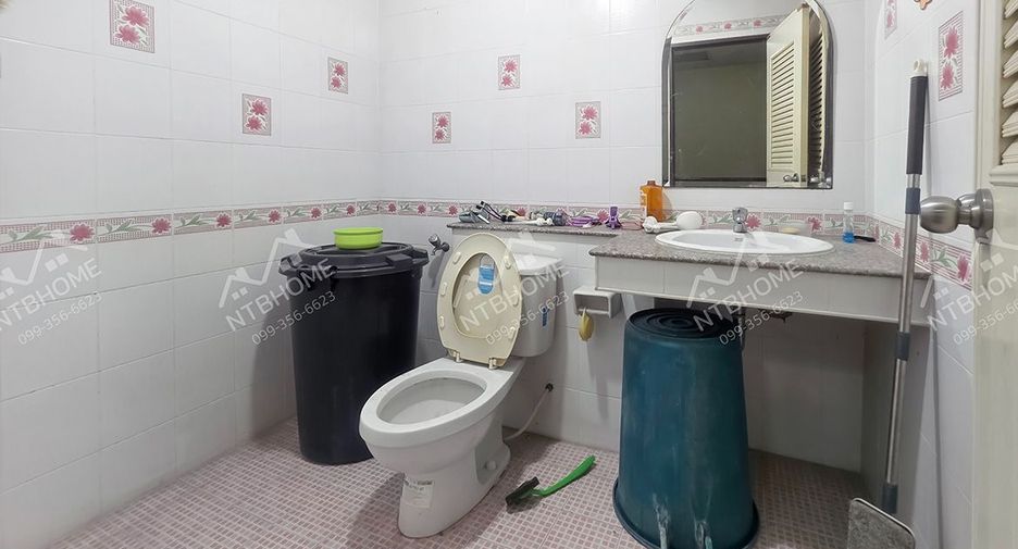 Casa adosada en venta de 3 habitaciones en Mueang Nonthaburi, Nonthaburi