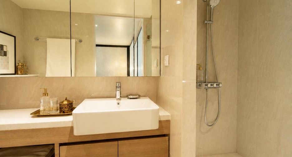 For sale 2 ベッドルーム condo in Watthana, Bangkok