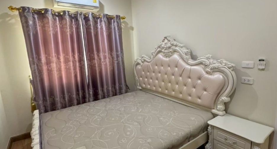 For sale 4 bedrooms townhouse in Khlong Luang, Pathum Thani